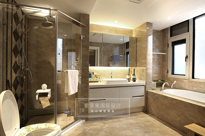 衛(wèi)生間裝修實(shí)景圖