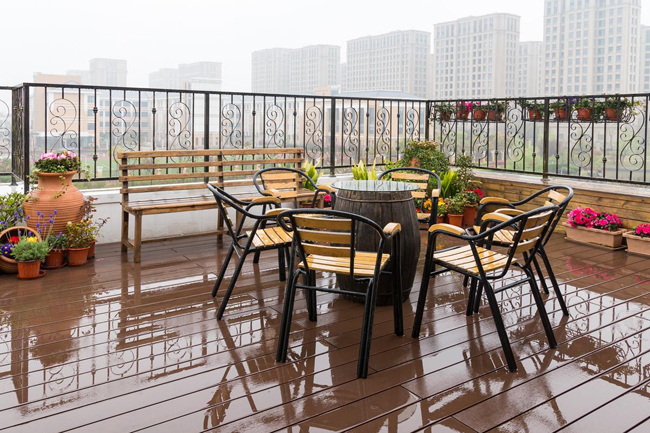 陽臺(tái)變大花園 陽臺(tái)變大花園